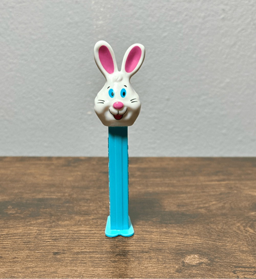Vintage Easter Bunny White Rabbit PEZ Dispenser 5.984.285 china
